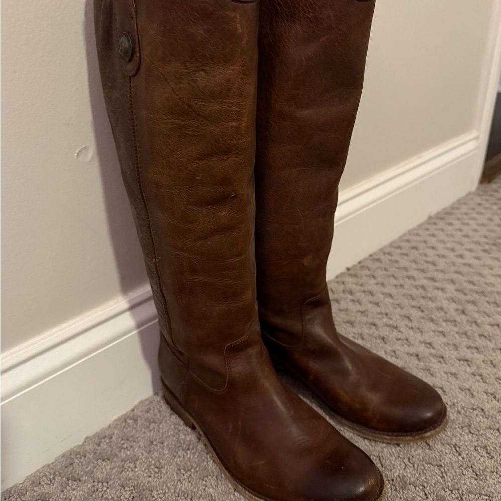 Frye Melissa Button Boots Size 5.5